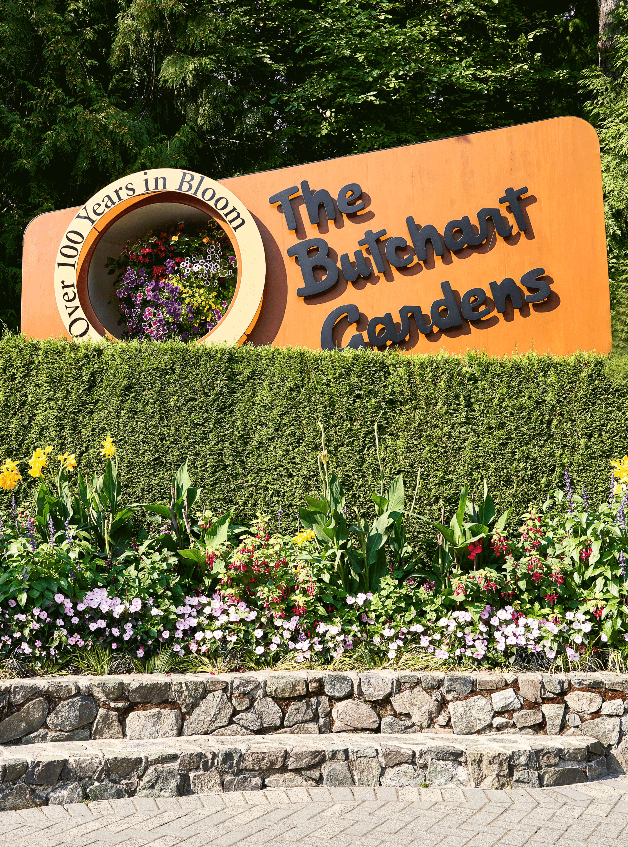 butchard-garden-sinagne Signage of the Butchard Garden
